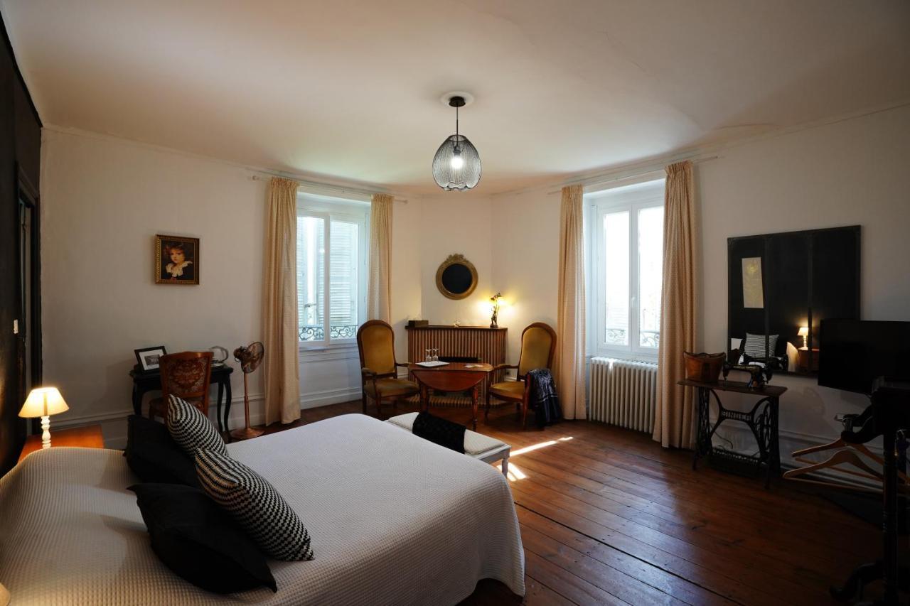 Chateau De Champblanc Cherves-de-Cognac Екстериор снимка
