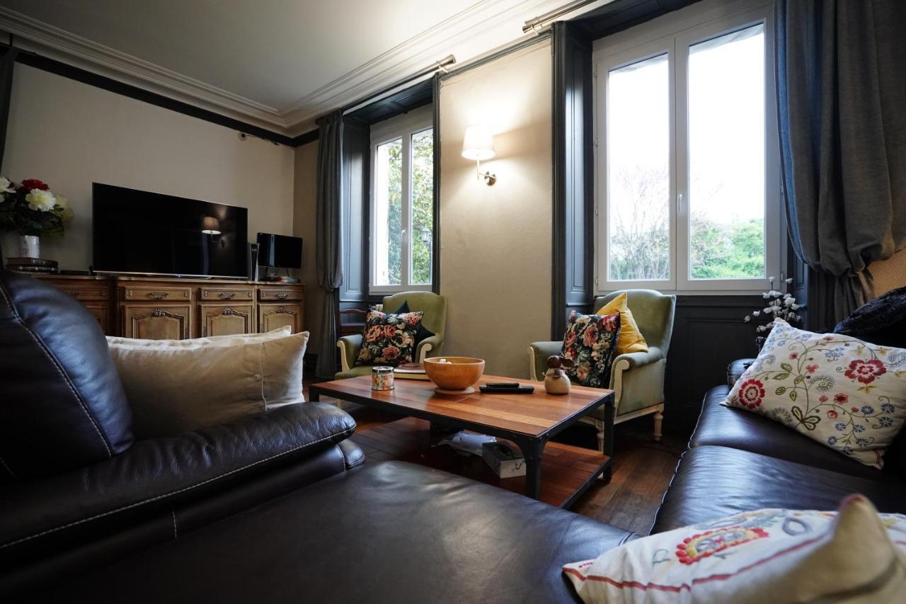 Chateau De Champblanc Cherves-de-Cognac Екстериор снимка