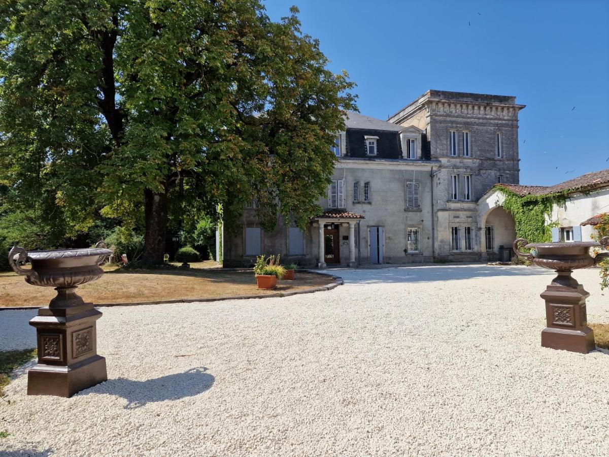 Chateau De Champblanc Cherves-de-Cognac Екстериор снимка